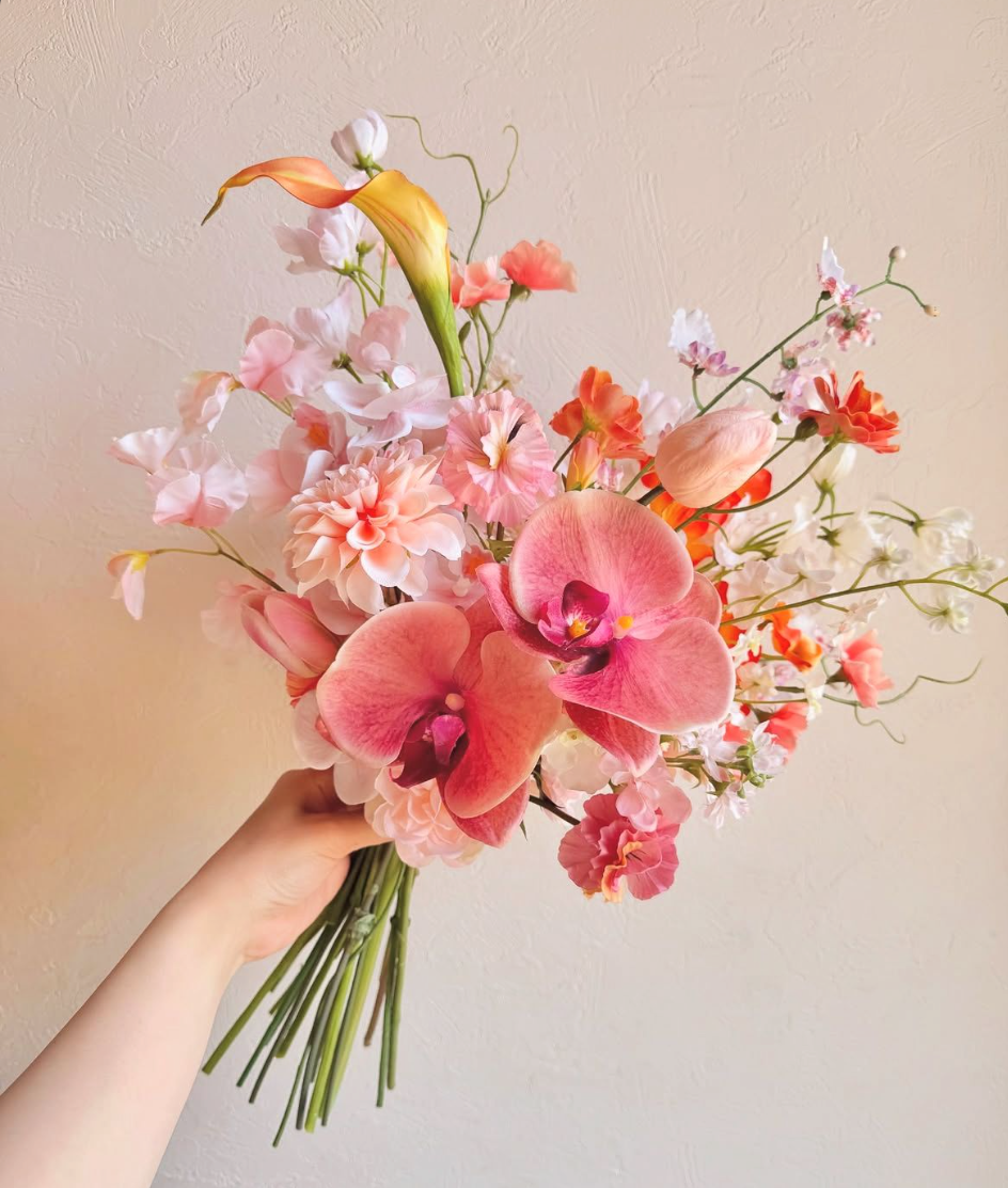 Modern Petite Bouquet