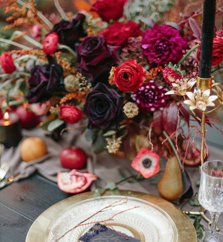 Thanksgiving Burgundy Harvest Elegance